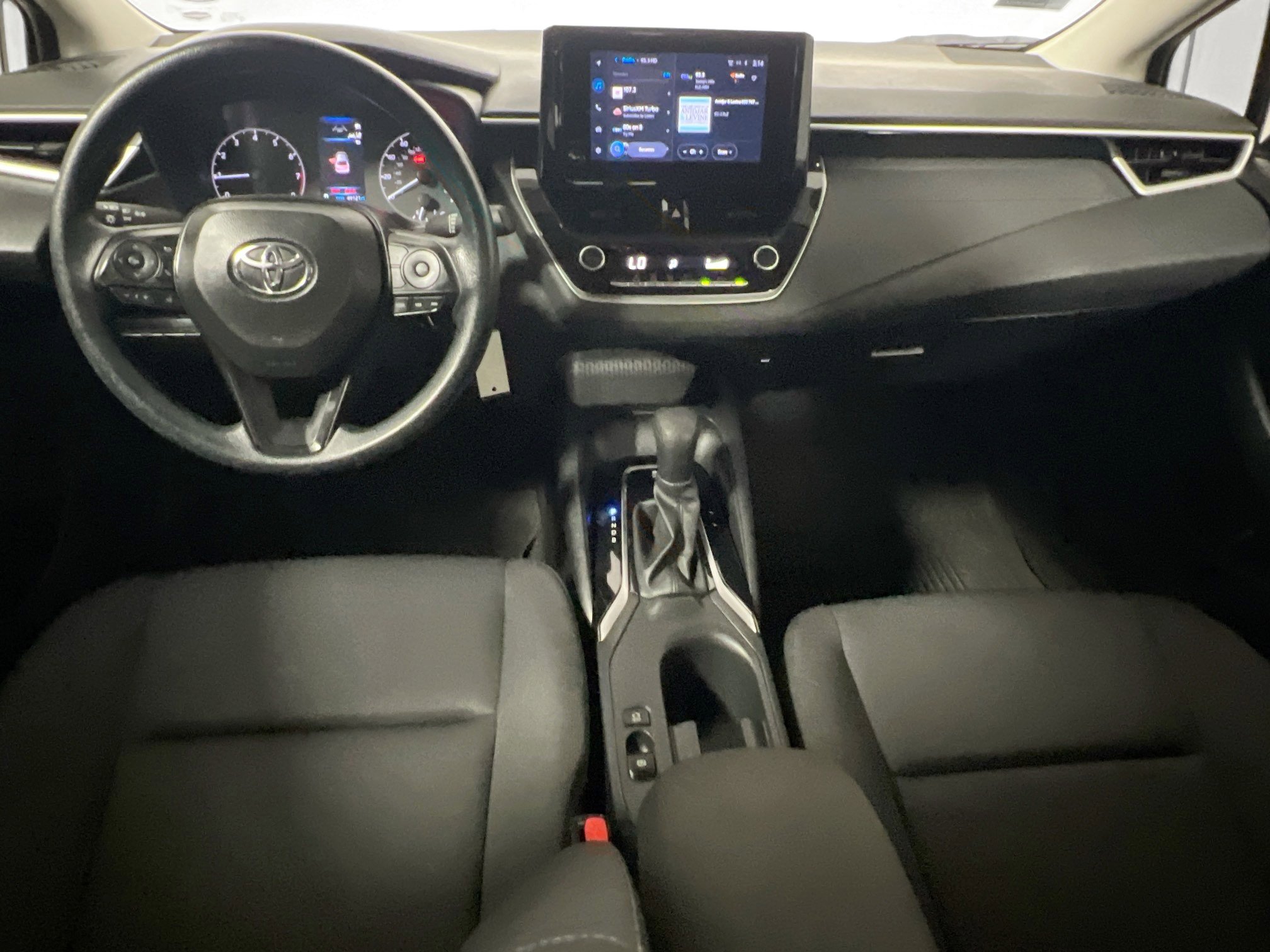 Used 2024 Toyota Corolla LE FWD image 29
