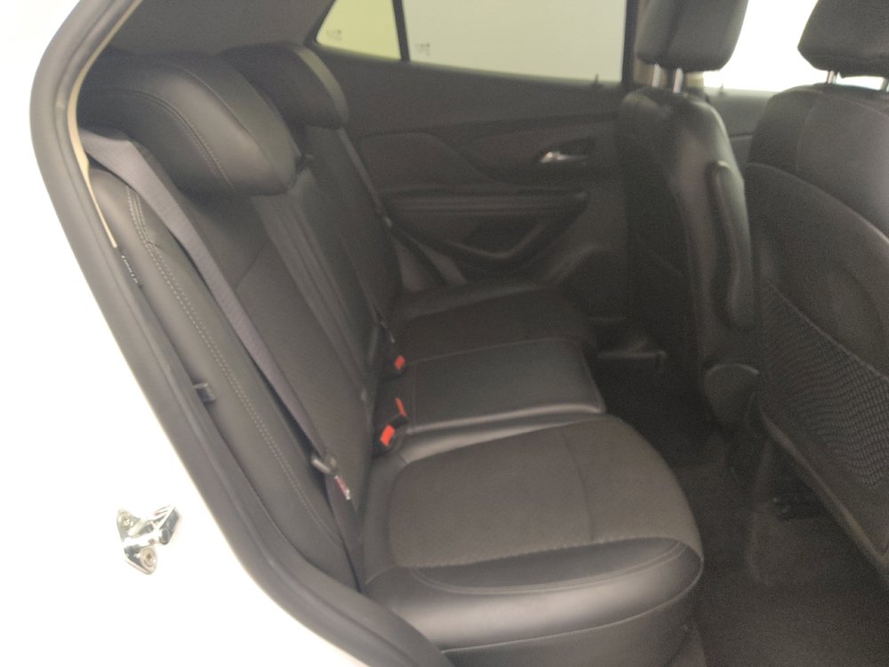 Used 2018 Buick Encore Sport Touring image 19