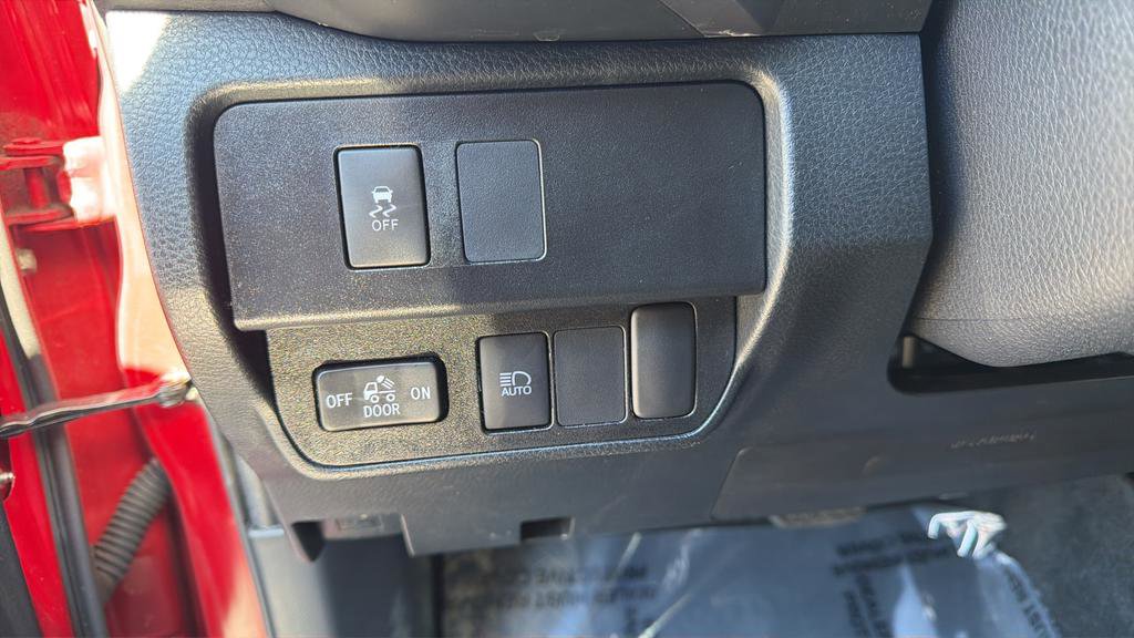 Used 2022 Toyota Tacoma SR5 image 17