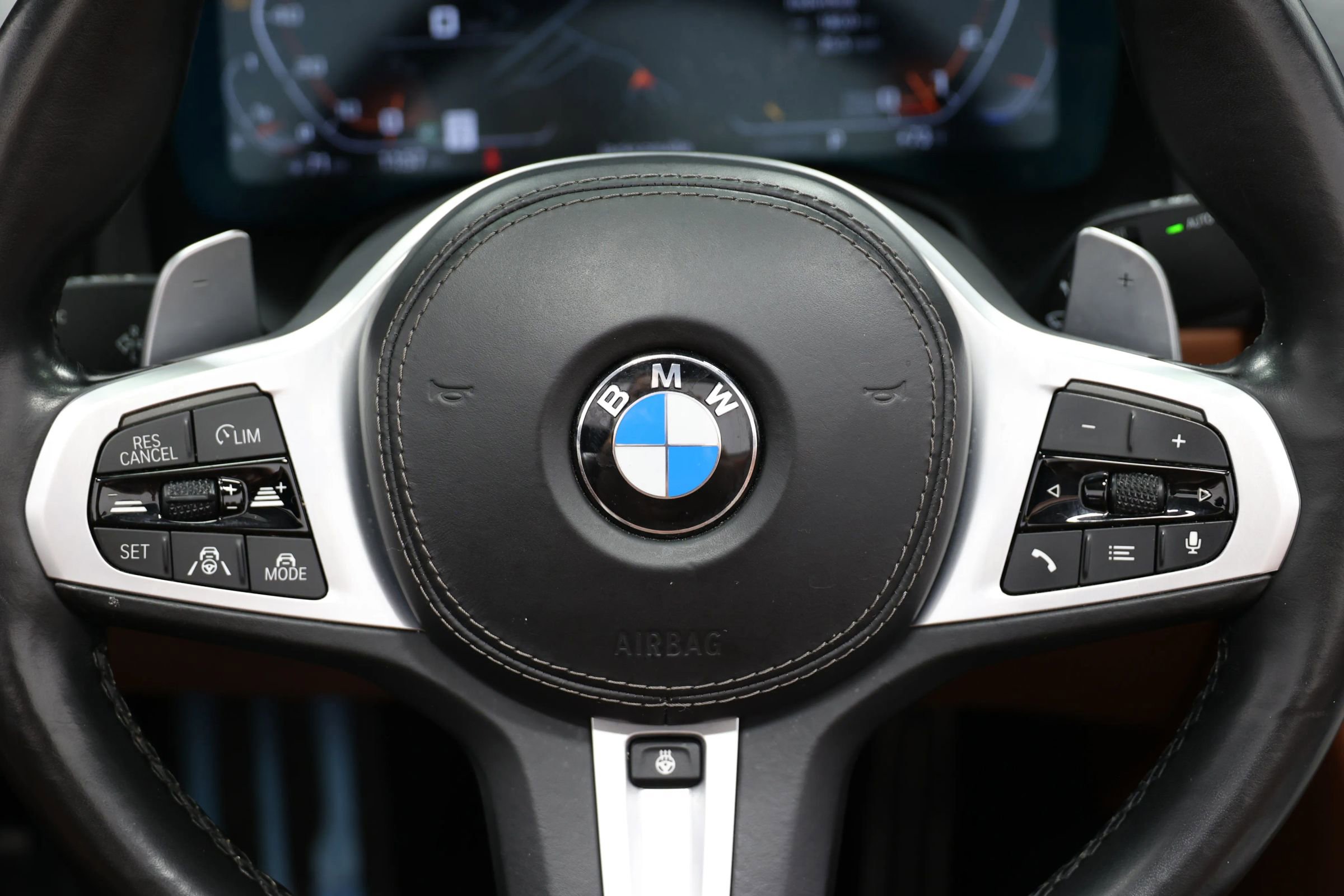 Used 2022 BMW M850i xDrive Convertible image 21