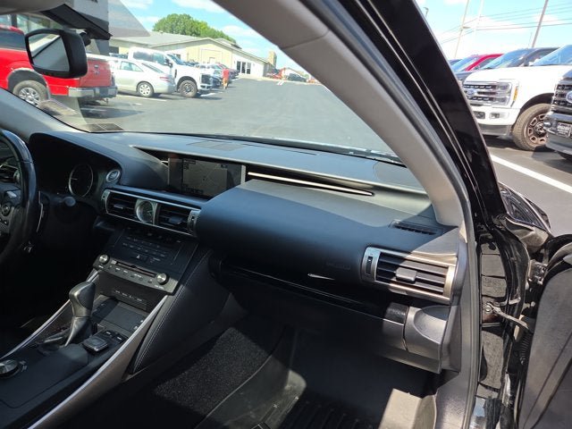 Used 2016 Lexus IS 300 AWD image 14