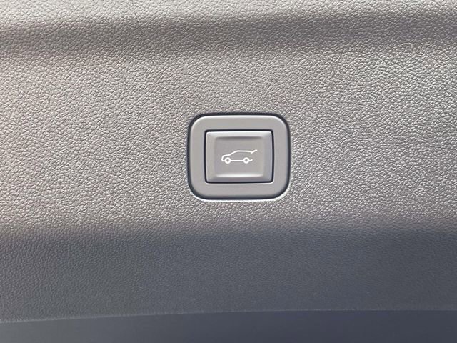 New 2026 GMC Yukon Elevation w/ Elevation Premium Package image 11