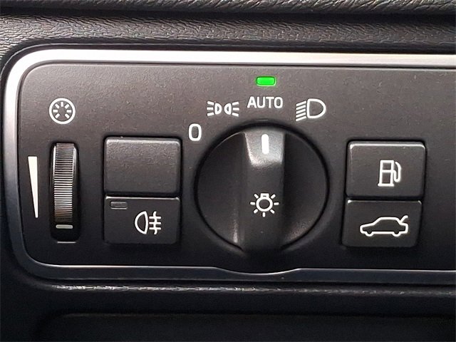 Used 2016 Volvo S60 T5 Cross Country Platinum image 23