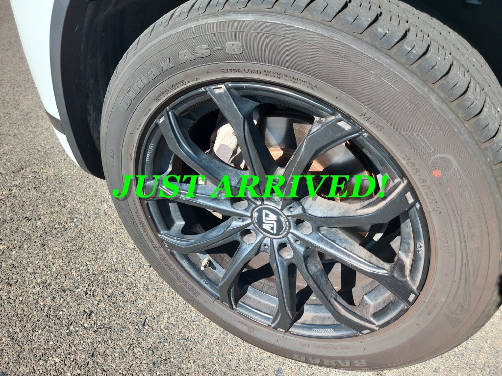 Used 2015 Volkswagen Touareg VR6 AWD/4WD image 4