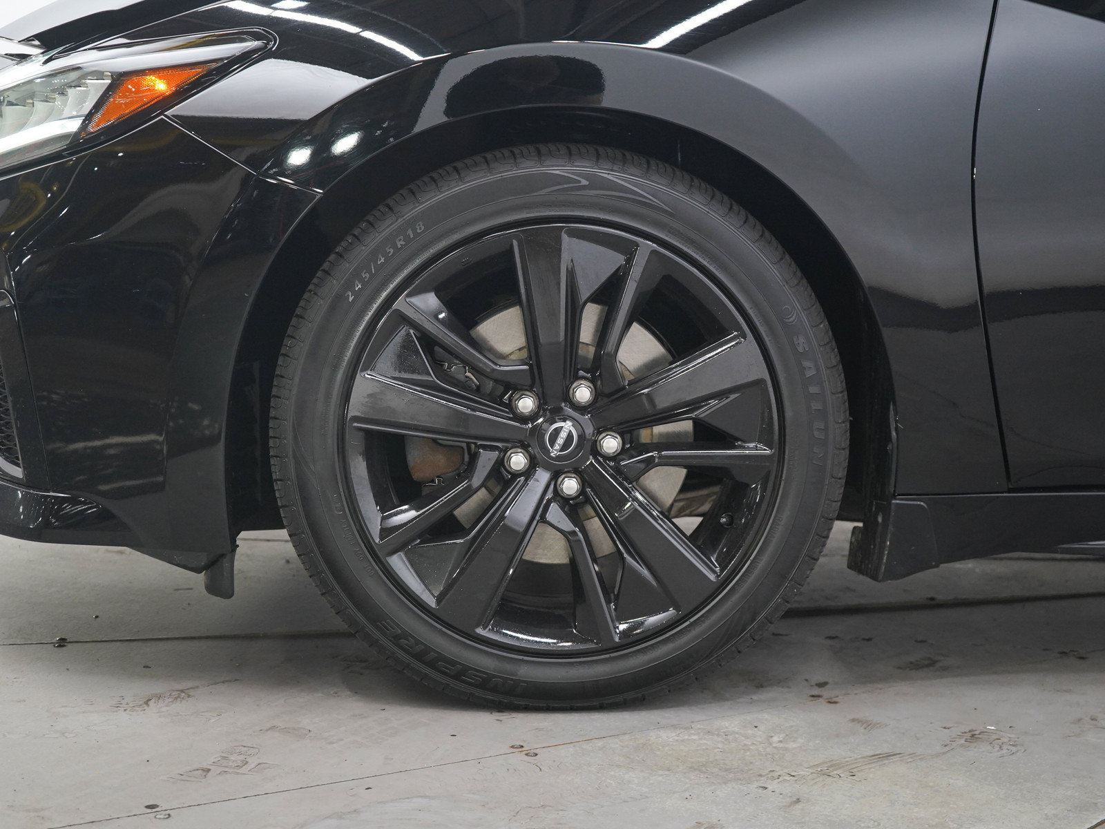 Used 2023 Nissan Maxima SL FWD image 29