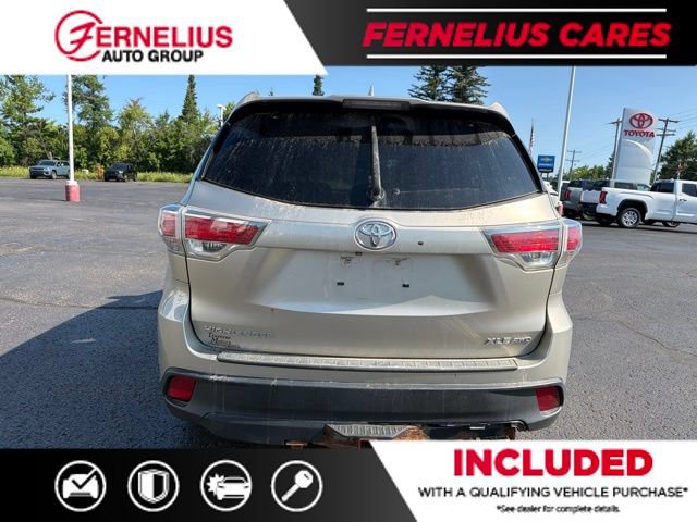 Used 2015 Toyota Highlander XLE AWD/4WD image 3