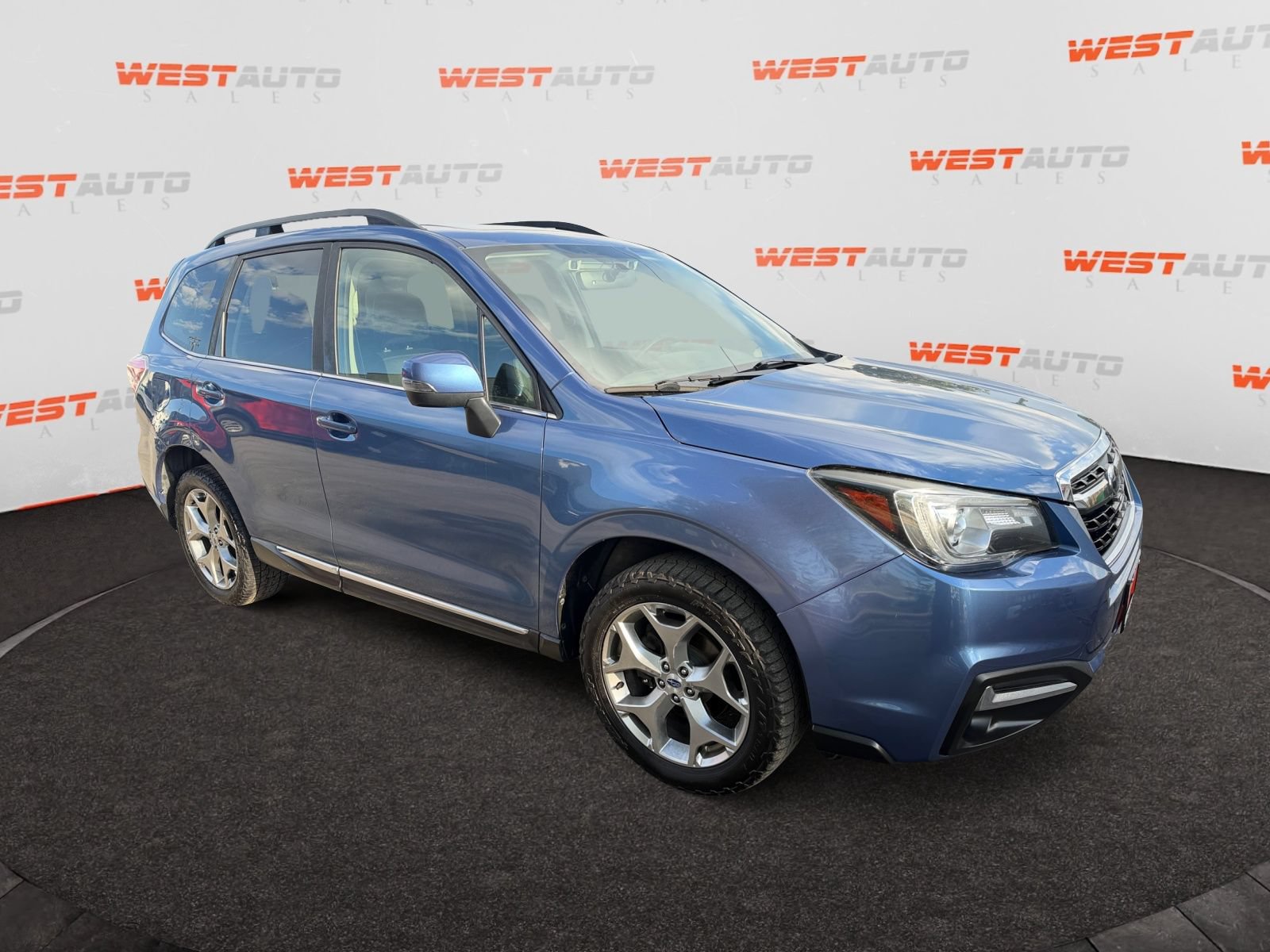 Used 2018 Subaru Forester 2.5i Touring w/ Popular Package #2 AWD/4WD image 7