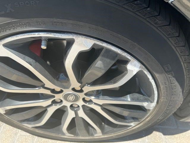 Used 2018 Land Rover Range Rover Sport Supercharged AWD/4WD image 9
