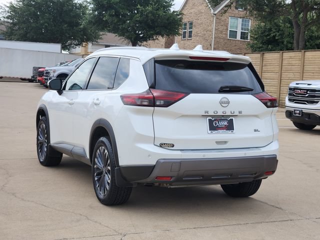 Used 2025 Nissan Rogue SL w/ Tech Package FWD image 3