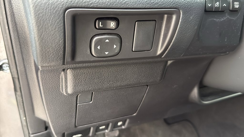 Used 2016 Lexus ES 350 image 28