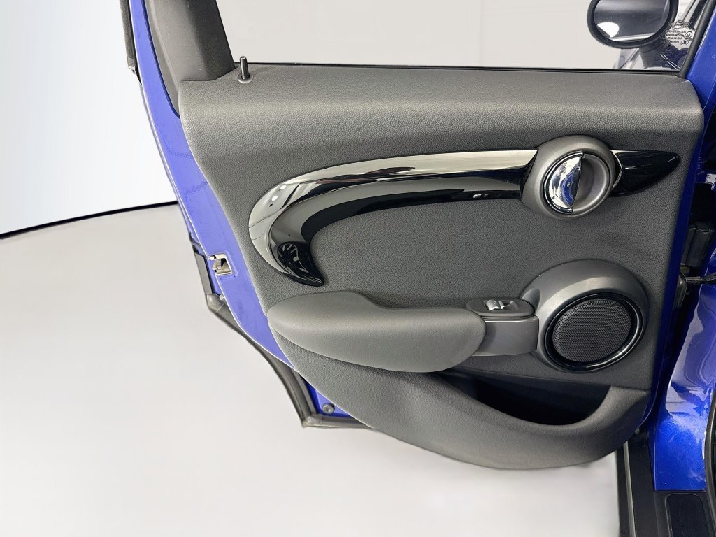 Used 2021 MINI Cooper S w/ 6.5" Touchscreen Package FWD image 25