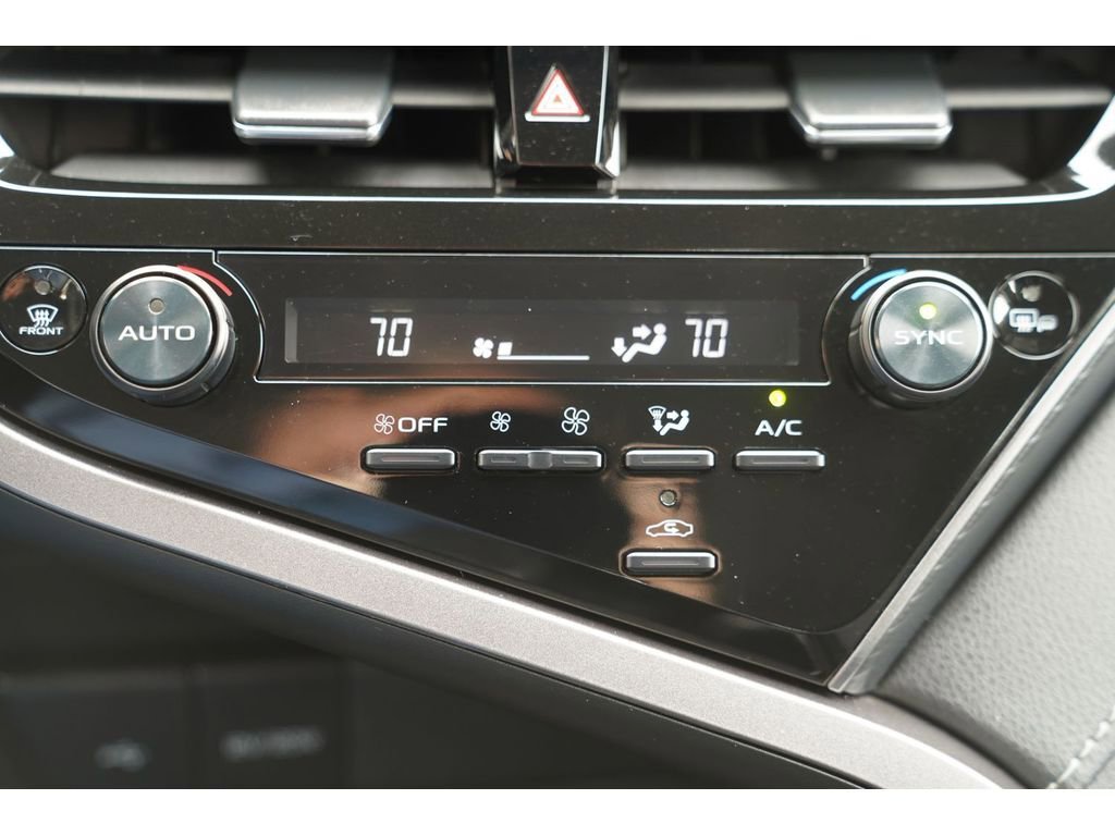 Used 2024 Toyota Camry SE image 17