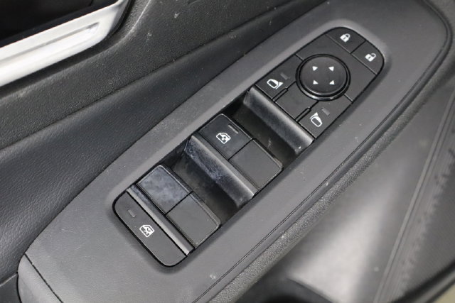 Used 2026 Nissan Sentra SV w/ Floor Mat Package FWD image 19