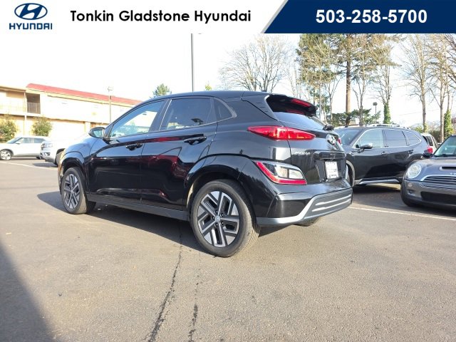 Certified 2023 Hyundai Kona SE w/ Cargo Package image 7