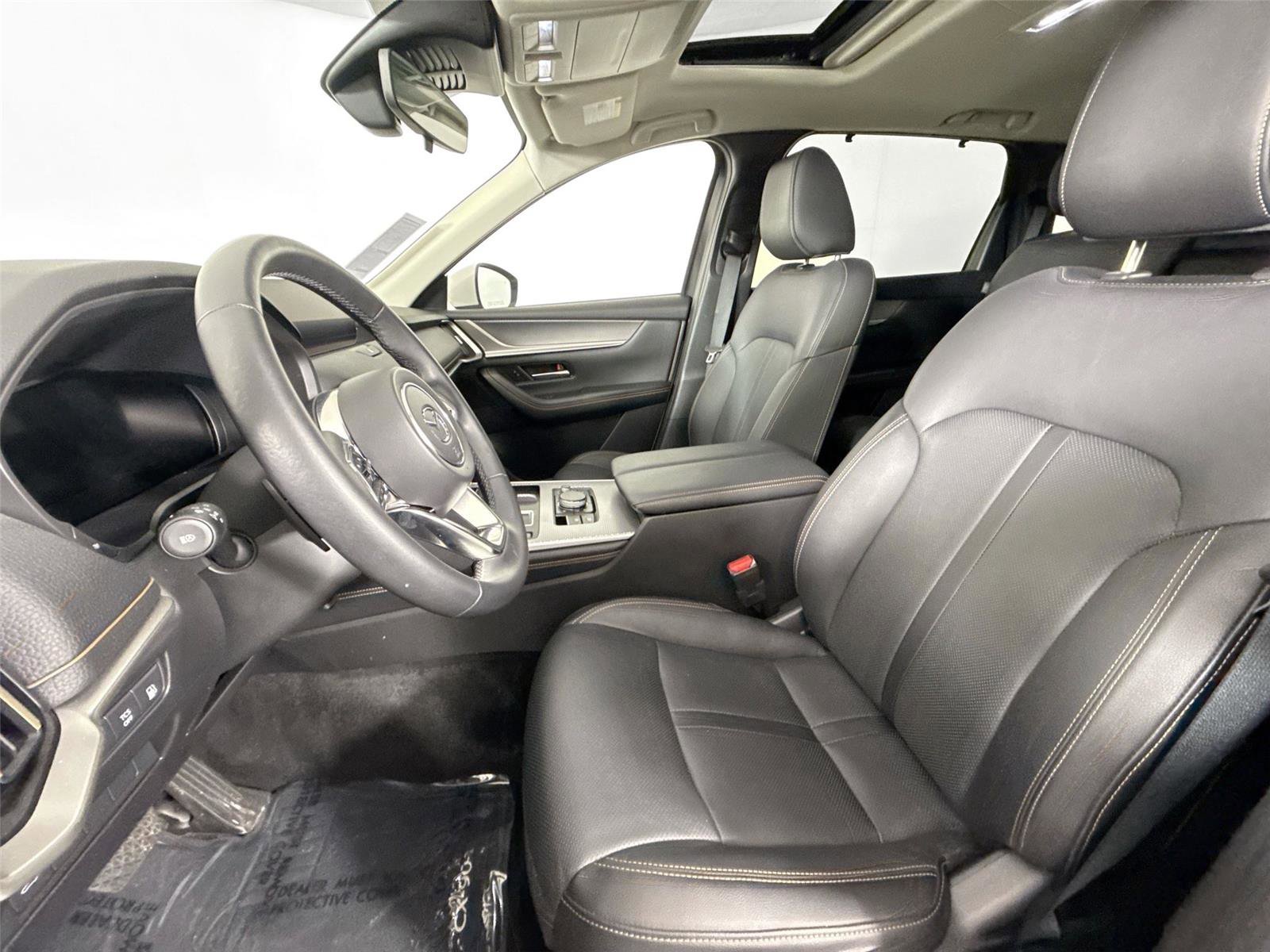Used 2024 MAZDA CX-90 Plug-In Hybrid w/ Preferred AWD/4WD image 3