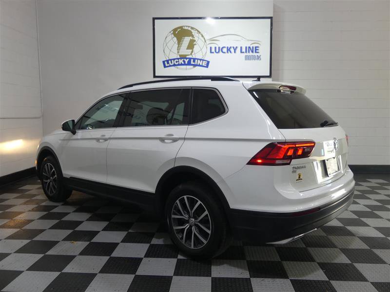 Used 2019 Volkswagen Tiguan SE w/ Panoramic Sunroof Package image 11