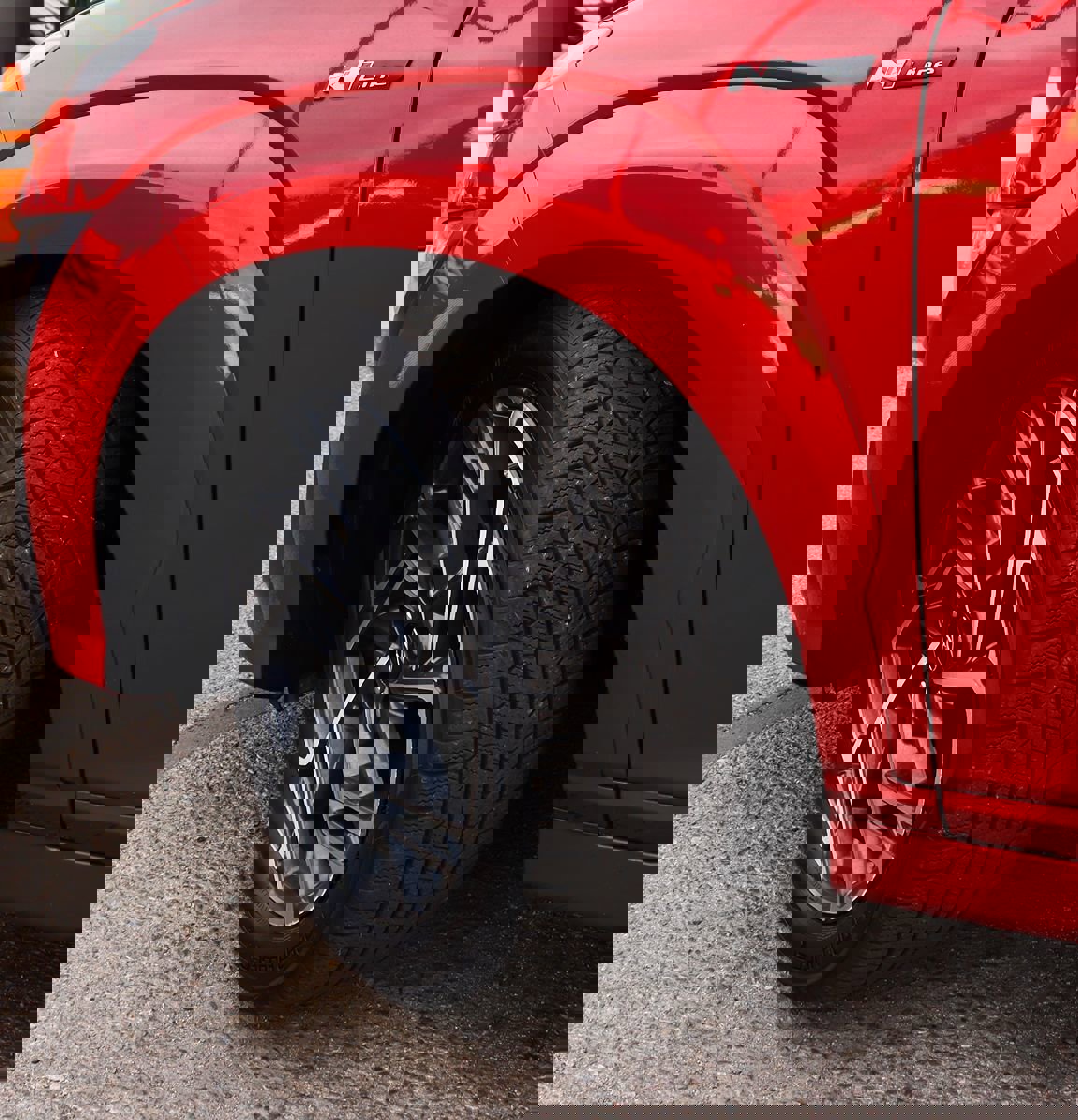 Used 2022 Hyundai Kona N Line w/ Tech Package image 6