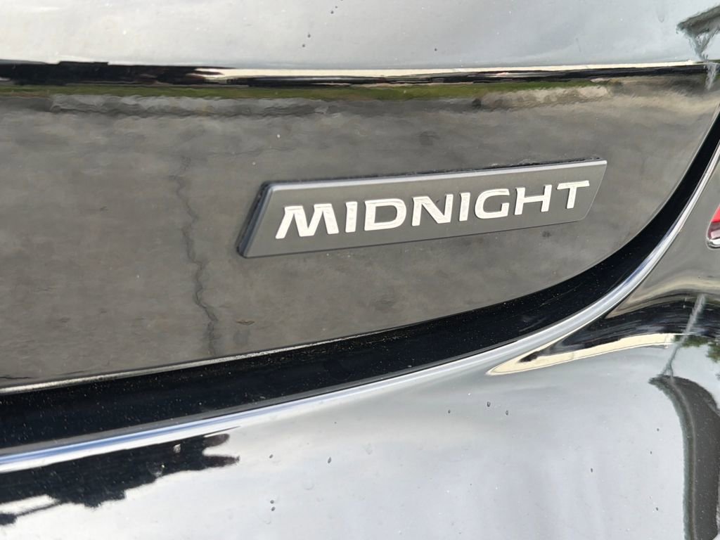 Used 2024 Nissan Murano SV w/ SV Midnight Edition Package image 12