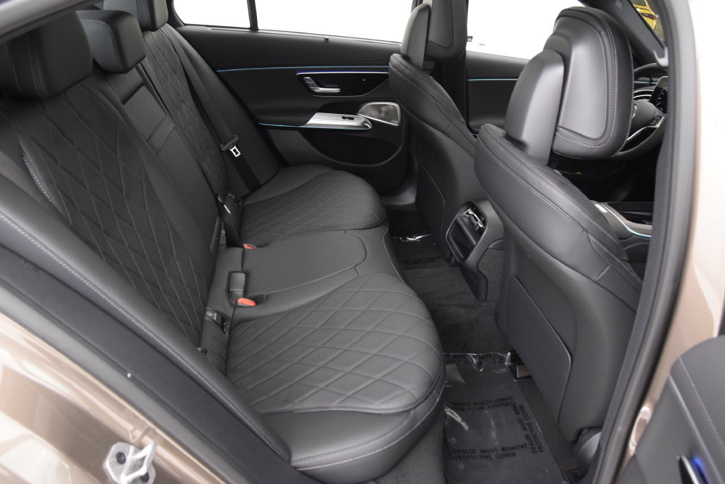 New 2026 Mercedes-Benz E 450 4MATIC Sedan image 19