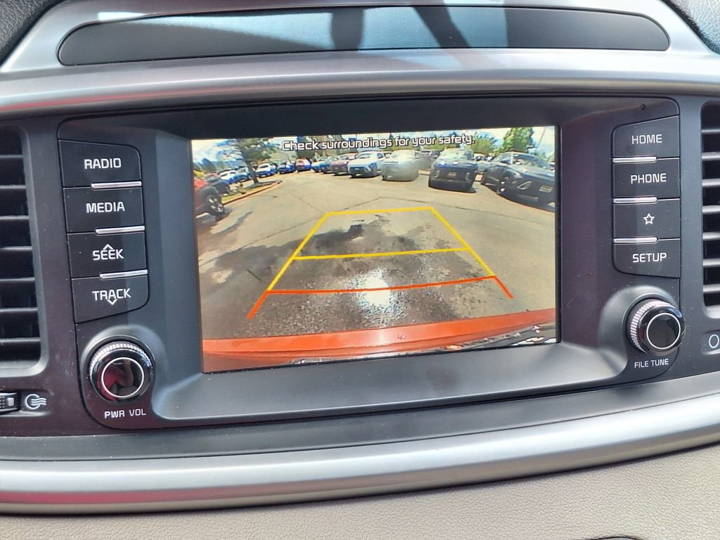 Used 2019 Kia Sorento AWD V6 image 21