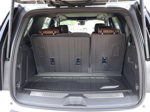 New 2026 Chevrolet Tahoe High Country AWD/4WD image 14