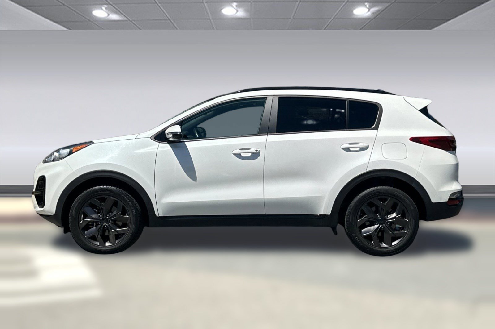 Used 2022 Kia Sportage Nightfall Edition AWD/4WD image 2