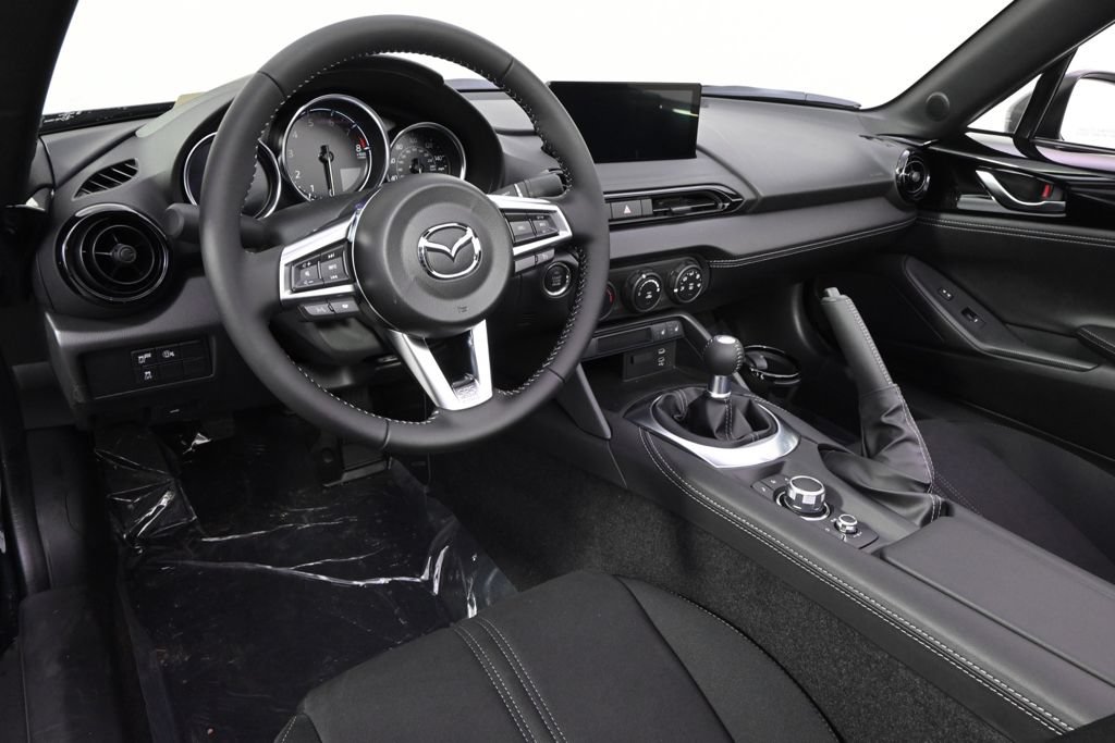New 2026 MAZDA MX-5 Miata Club w/ Weather Package RWD image 16