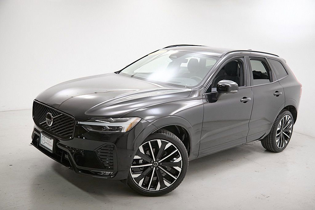 New 2026 Volvo XC60 B5 Ultra w/ Protection Package Premier image 3