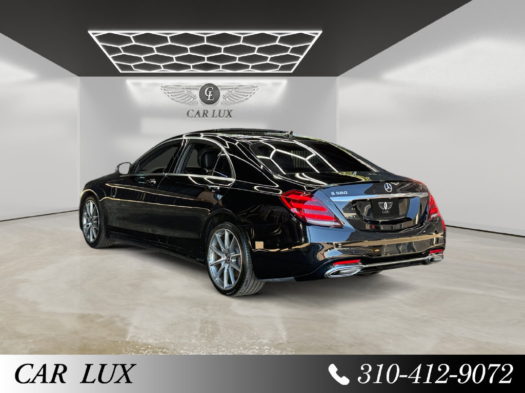 Used 2020 Mercedes-Benz S 560 Sedan image 3