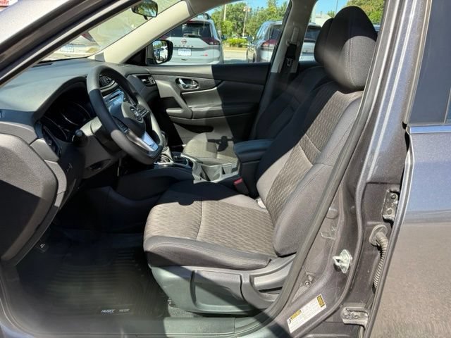 Used 2017 Nissan Rogue S AWD/4WD image 17