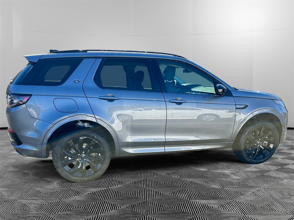 New 2025 Land Rover Discovery Sport S image 6