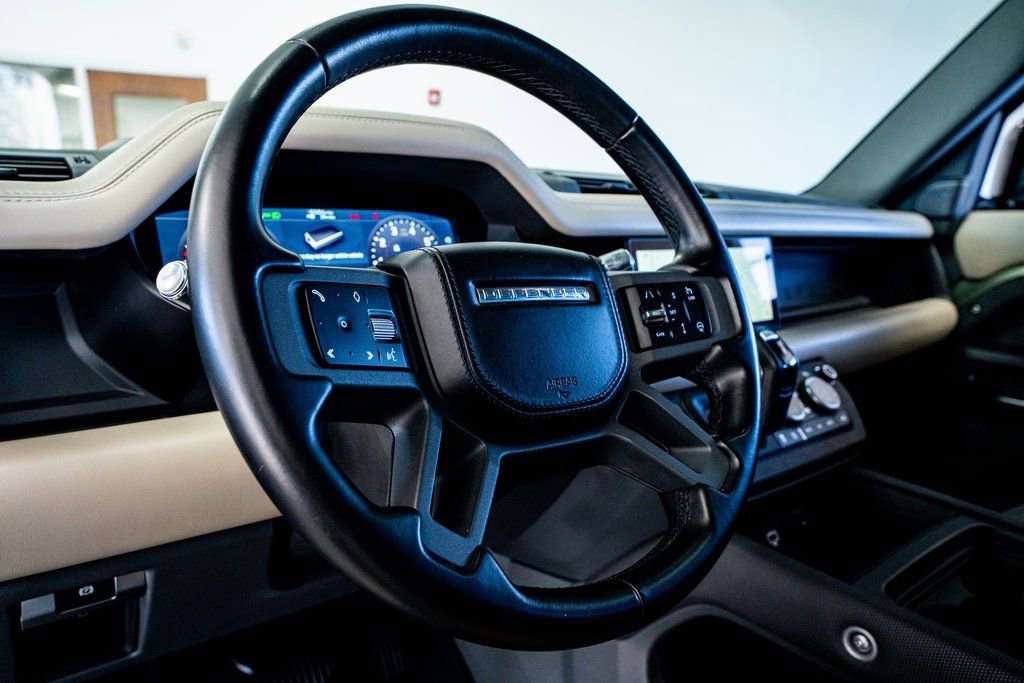 Used 2021 Land Rover Defender 110 X-Dynamic HSE image 36