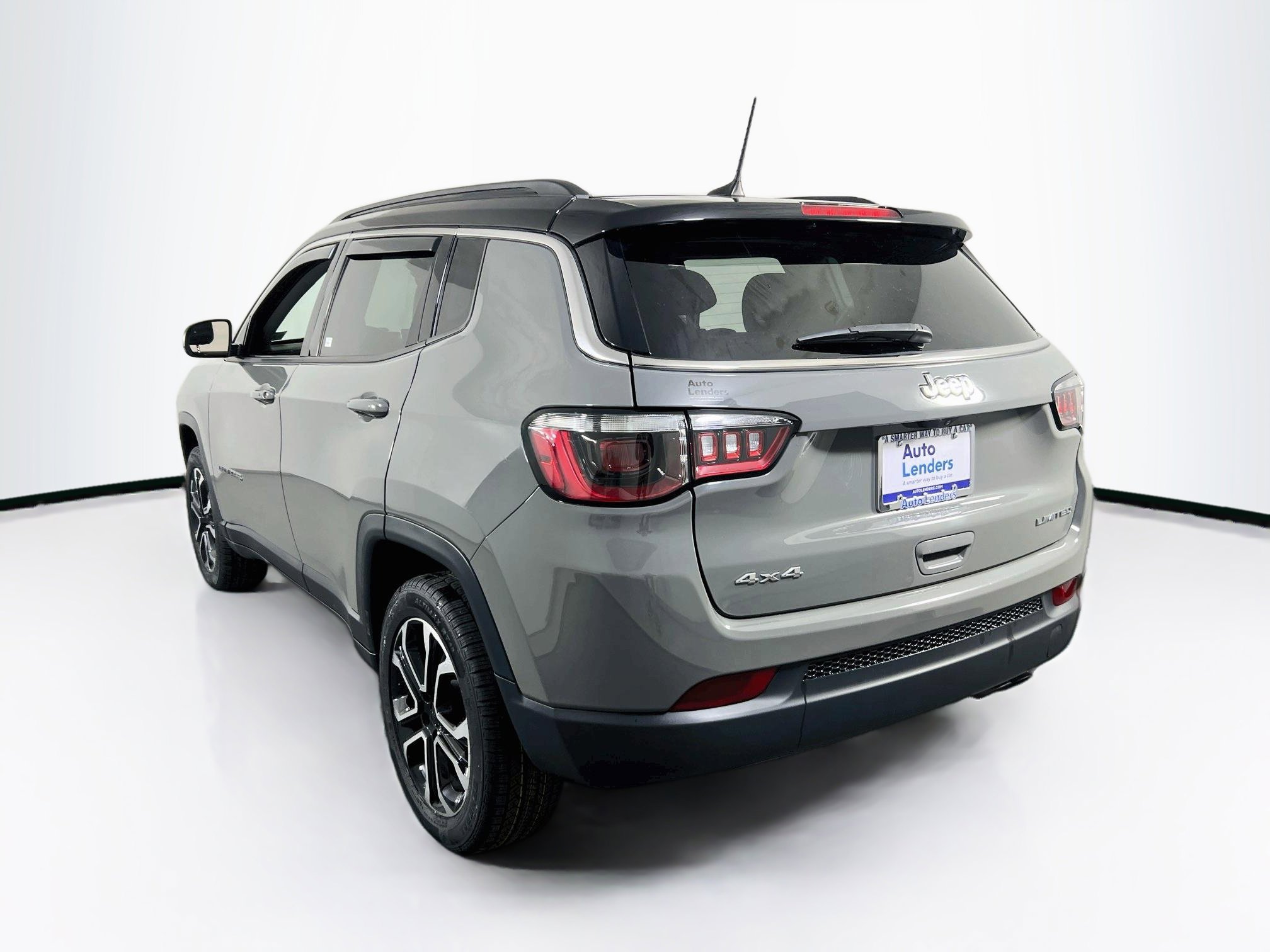 Used 2022 Jeep Compass Limited w/ Sun and Sound Group AWD/4WD image 7