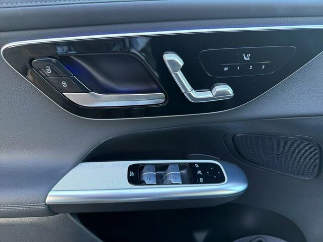 Certified 2025 Mercedes-Benz GLC 350e 4MATIC image 13