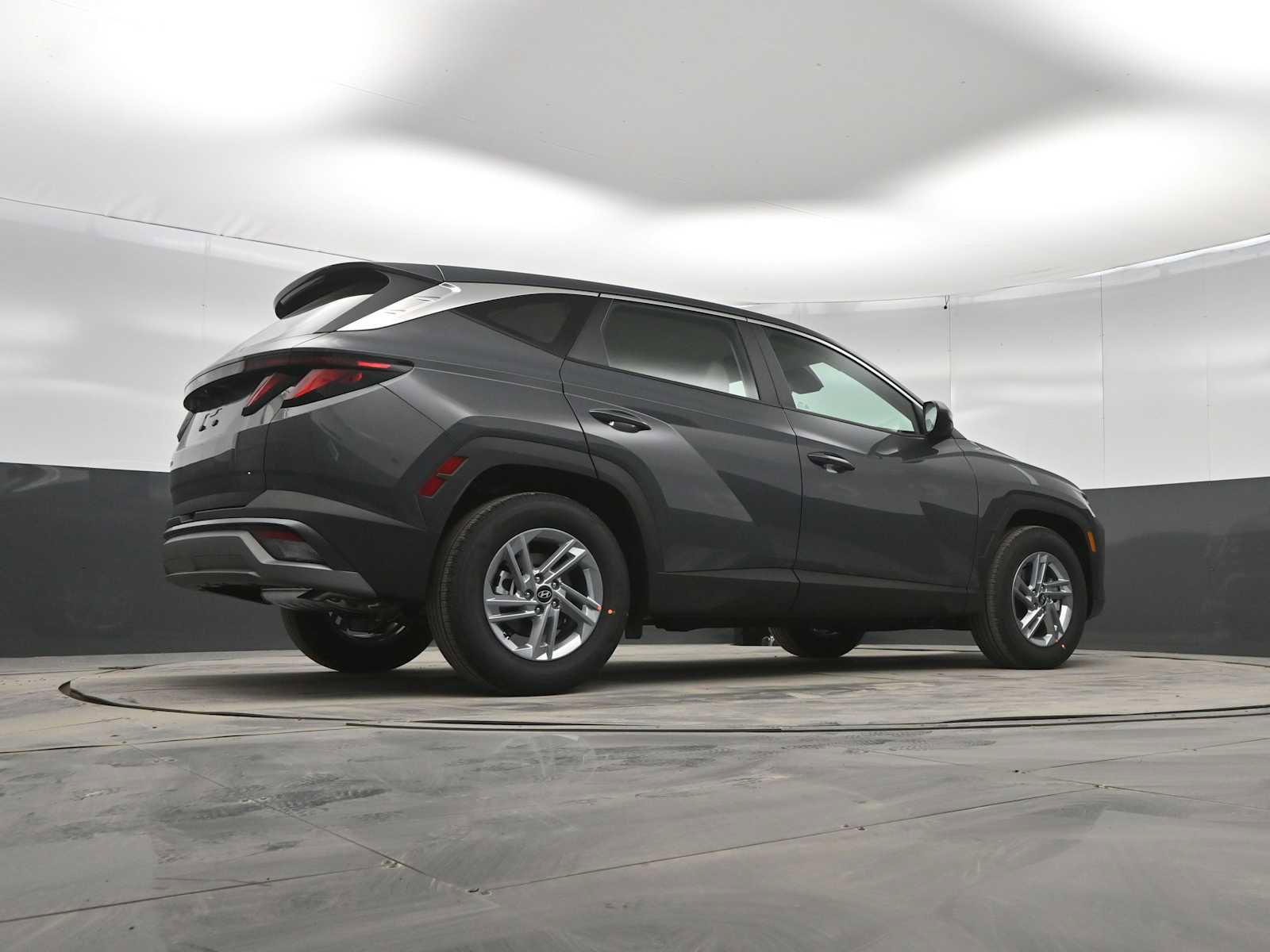 New 2026 Hyundai Tucson SE image 38