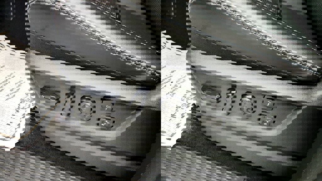 Used 2025 INFINITI QX80 Sensory w/ Premium Cargo Package image 12