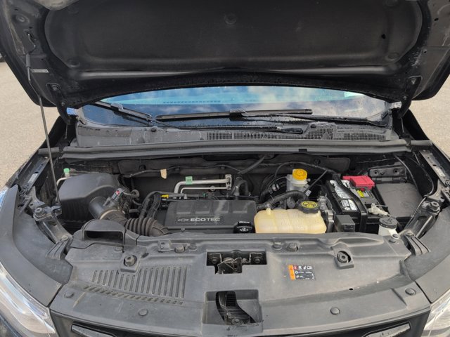 Used 2019 Chevrolet Trax LT w/ Sun & Sound Package image 21