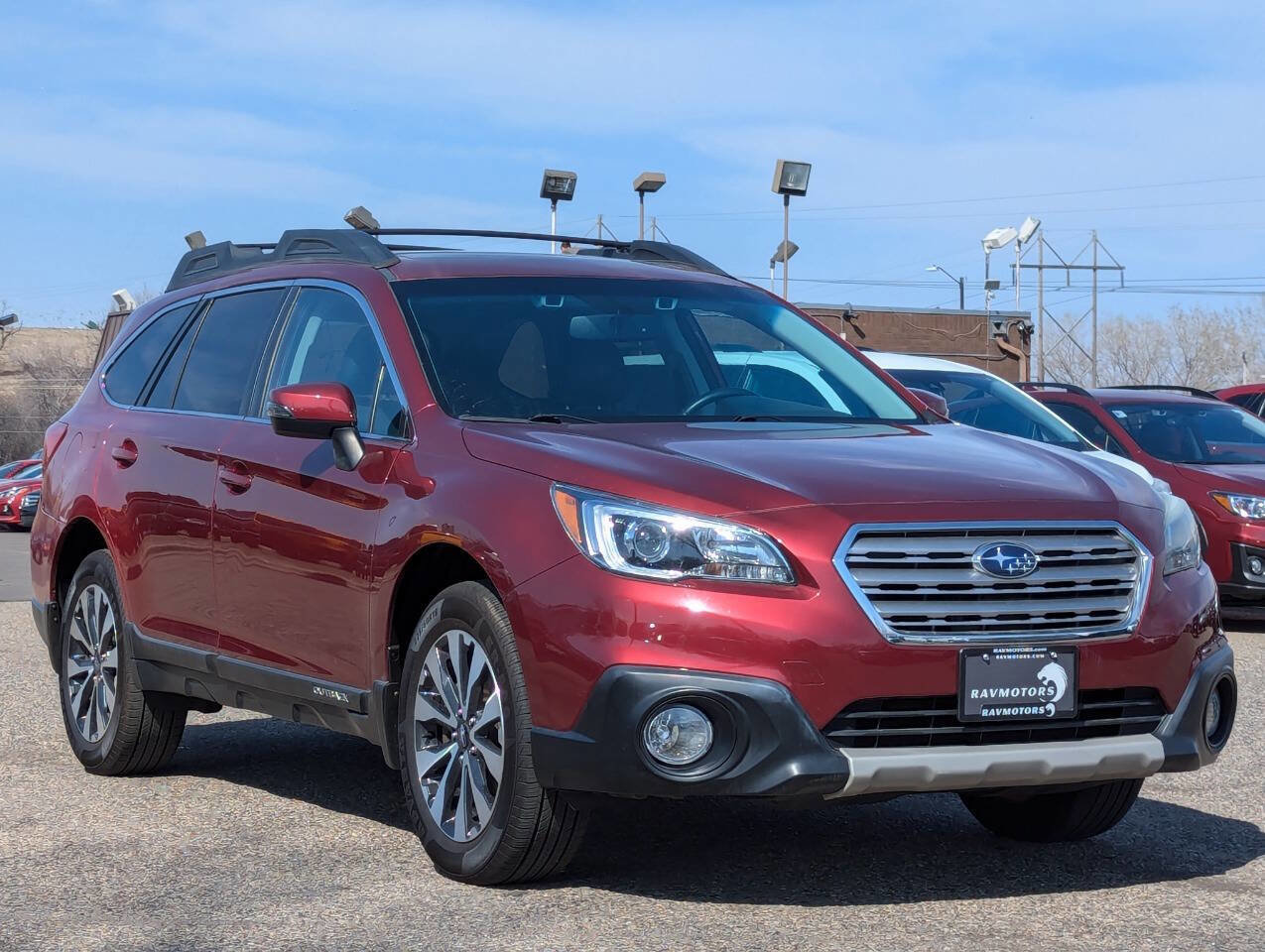 Used 2015 Subaru Outback 2.5i Limited image 2