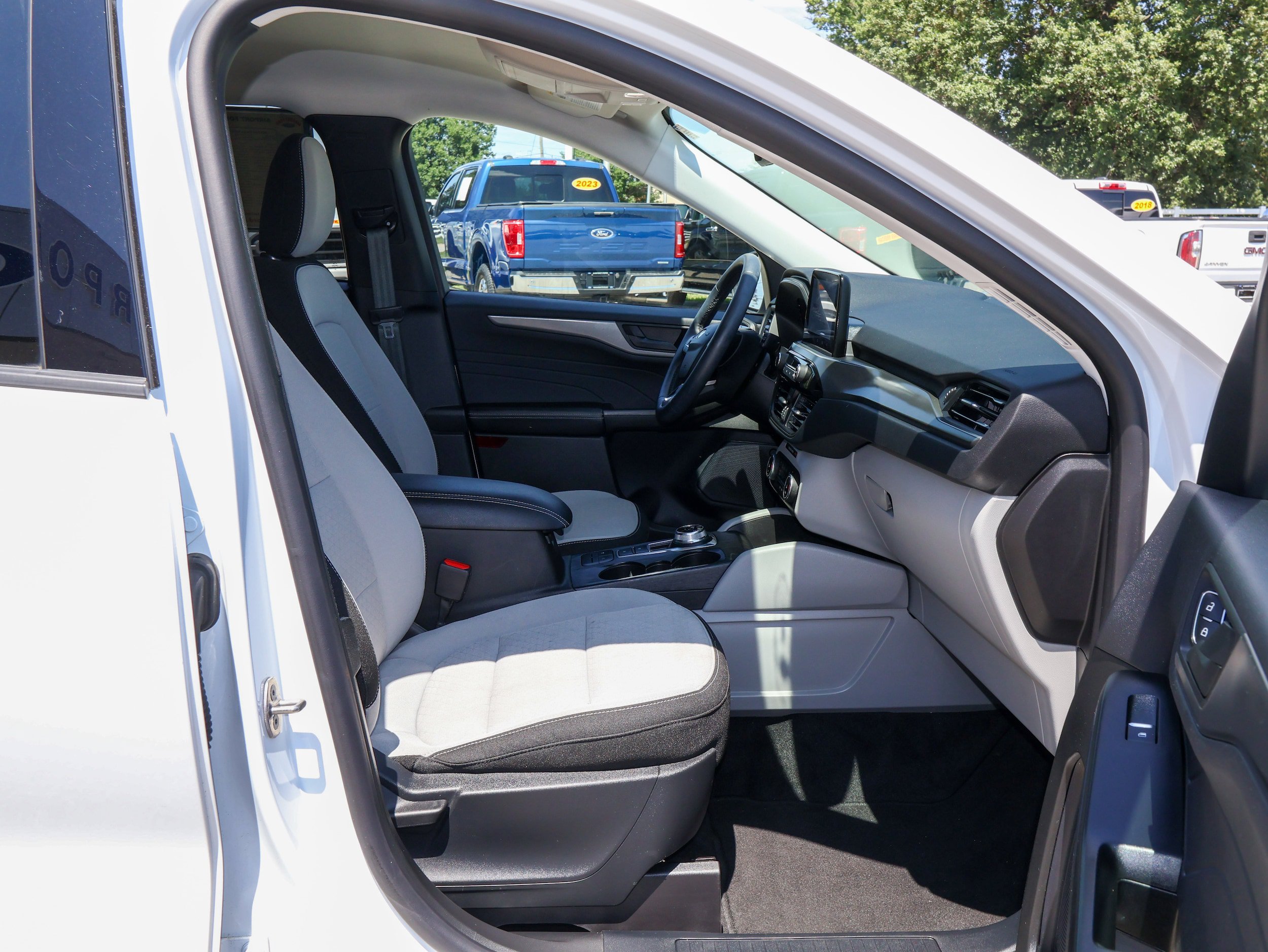 Used 2024 Ford Escape Active AWD/4WD image 27