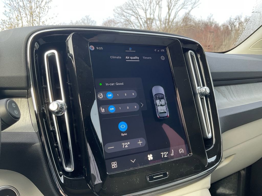 New 2026 Volvo XC40 B5 Plus w/ Protection Package Premier image 25