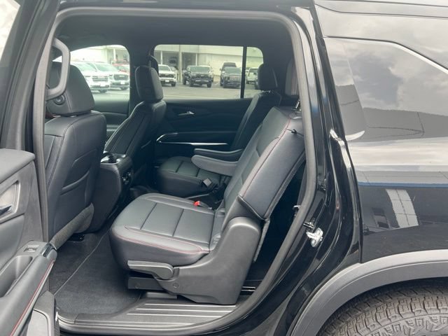 New 2026 Chevrolet Traverse Z71 w/ Enhanced Driving Package AWD/4WD image 11