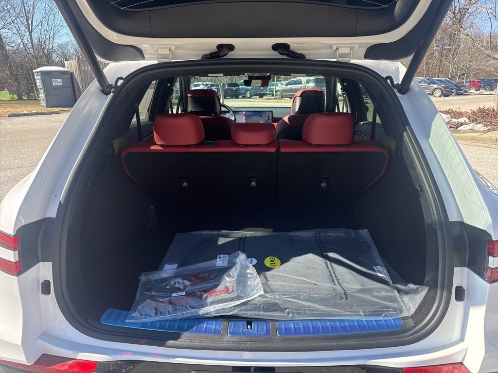 New 2026 Genesis GV70 2.5T Sport Prestige AWD/4WD image 27