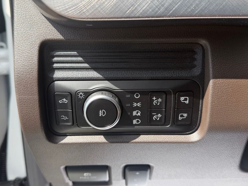 New 2026 Ford F250 King Ranch AWD/4WD image 25