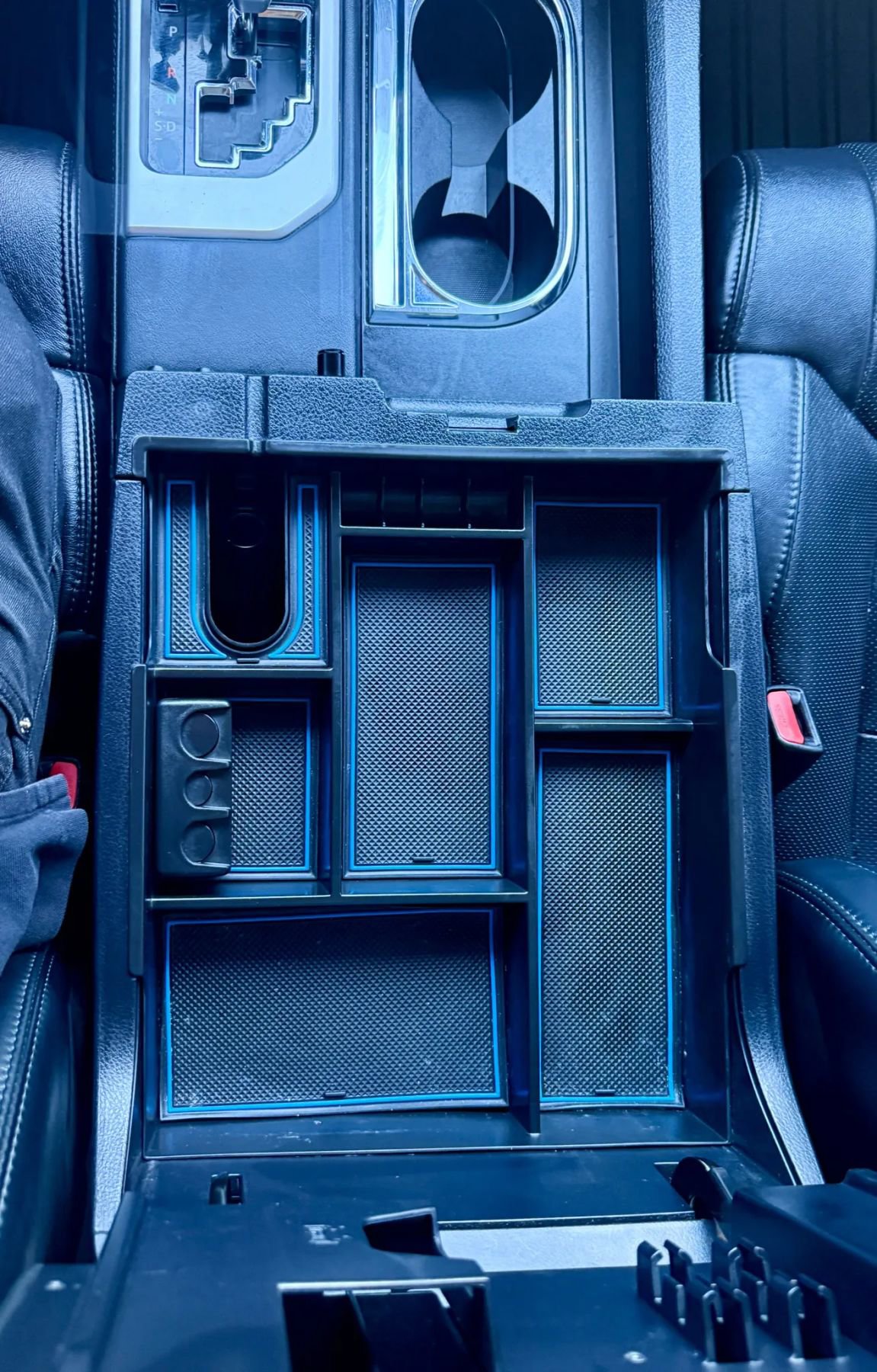 Used 2020 Toyota Tundra Platinum image 27