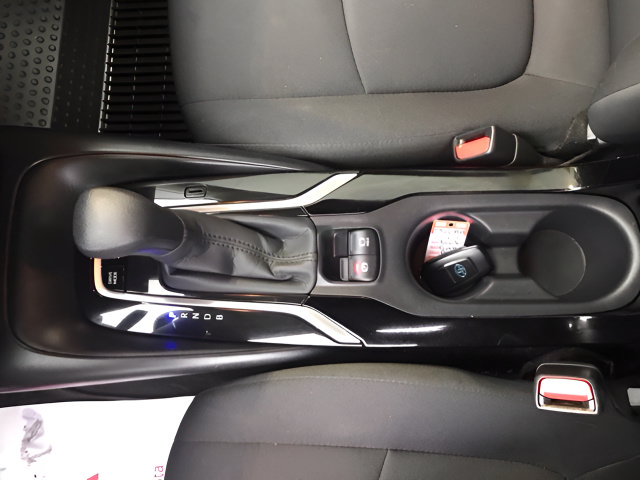 Used 2021 Toyota Corolla LE FWD image 17