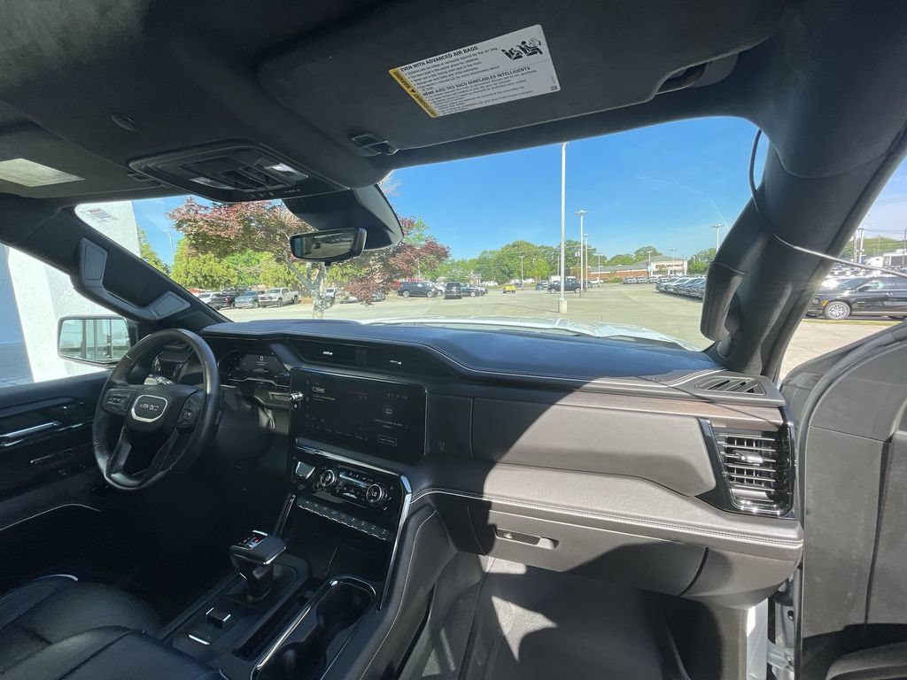 Certified 2023 GMC Sierra 1500 AT4X w/ AT4X AEV Edition AWD/4WD image 31