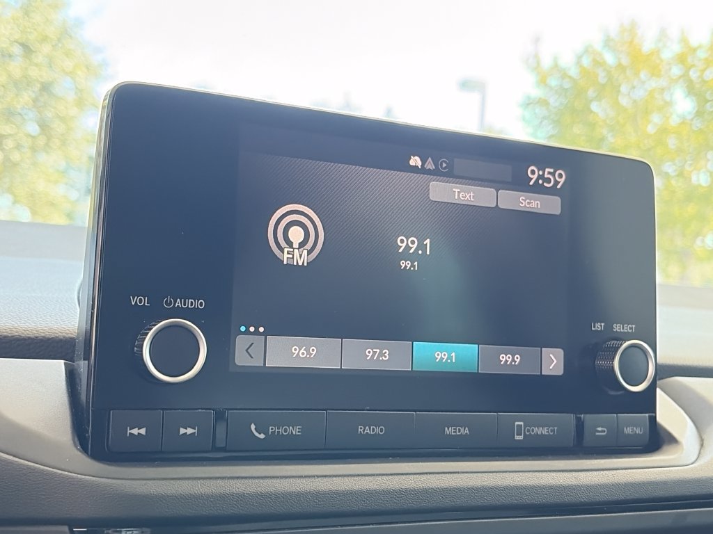 Used 2023 Honda Accord EX image 18