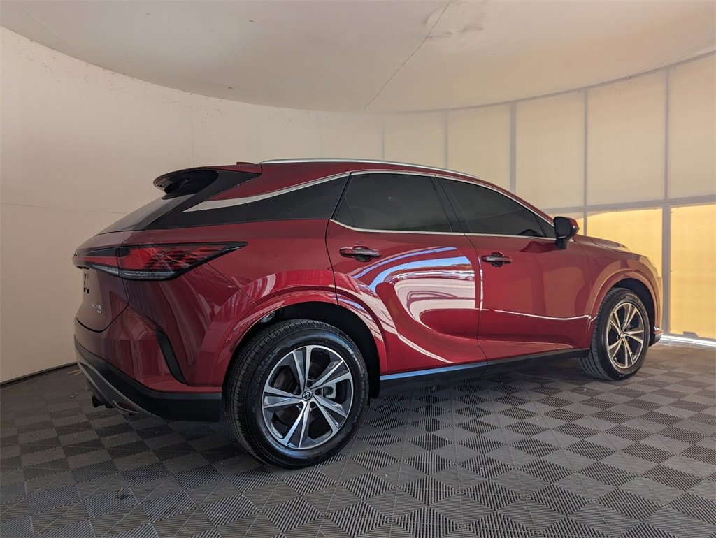 Used 2023 Lexus RX 350h image 14