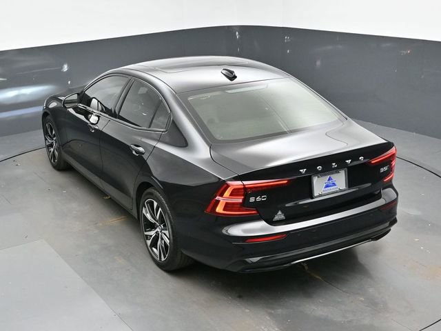 Used 2025 Volvo S60 B5 Plus AWD/4WD image 46