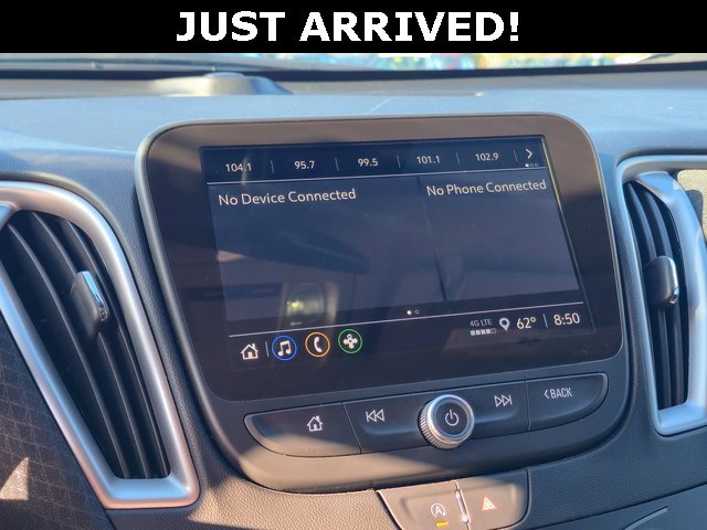 Used 2025 Chevrolet Malibu RS w/ LPO, Floor Liner Package image 16